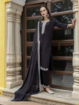 VredeVogel - Black Silk Blend Women's Kurta with Pant and Dupatta