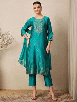 VredeVogel - Green Women Cotton Silk Kurta with Pant and Dupatta