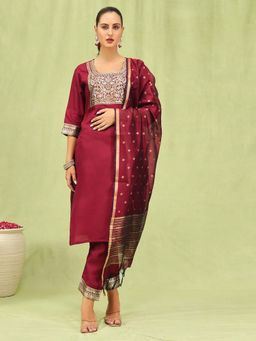 VredeVogel - Maroon Cotton Silk Women Kurta with Pant and Dupatta