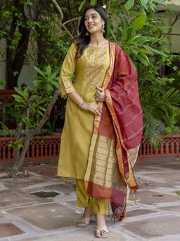 VredeVogel - Yellow Cotton Blend Women Kurta with Pant and Dupatta