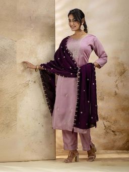 VredeVogel - Women Pink Silk Blend Embroidered Kurta with Pant and Dupatta