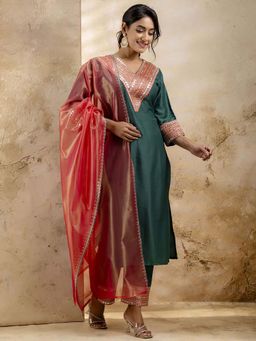 VredeVogel - Women Green Viscose Rayon Embroidered Kurta with Pant and Dupatta