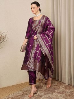 VredeVogel - Women Purple Silk Blend Woven Kurta with Pant and Dupatta