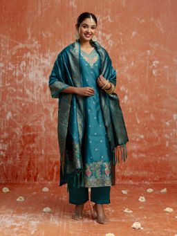 VredeVogel - Women Green Cotton Silk Embroidered Kurta with Pant and Dupatta
