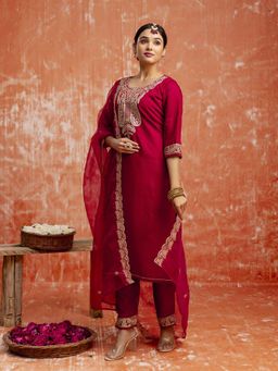 VredeVogel - Women Maroon Viscose Rayon Embroidered Kurta with Pant and Dupatta
