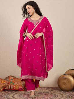 VredeVogel - Women Pink Silk Blend Embroidered Kurta with Pant and Dupatta