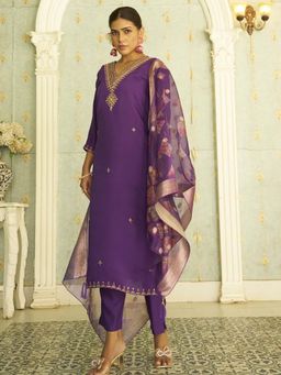 VredeVogel - Women Purple Silk Blend Embroidered Kurta with Pant and Dupatta