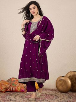 VredeVogel - Silk Blend Purple Womens Kurta with Pant and Dupatta