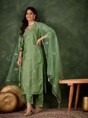 Green color option, Currently selected