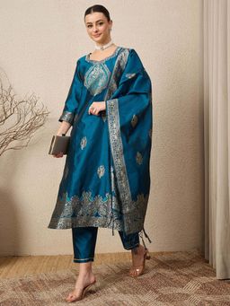 VredeVogel - Women Teal Kurta with Pant and Dupatta