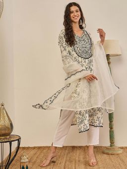 VredeVogel - Cream Women Kurta with Pant and Dupatta