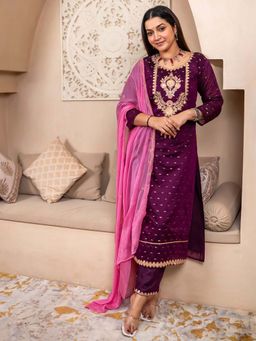 VredeVogel - Purple Womens Kurta with Pant and Dupatta