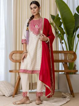 VredeVogel - Women White Silk Blend Embroidered Kurta with Pant and Dupatta