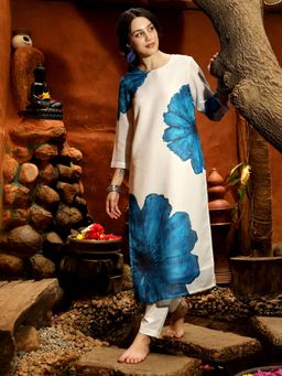 Qissa - Women's Royal Blue Primrose Floral Kurta with Pant (Set of 2)