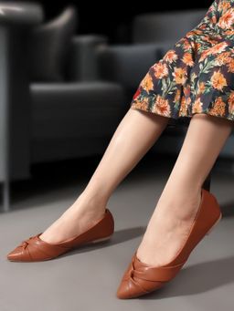 Carlton London - Tan Solid Pointed Toe Party Ballerinas