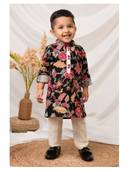 Black color option, Sold out, Currently selected