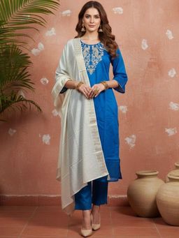Gahan - Embroidered Round Neck Kurta & Pant With Dupatta