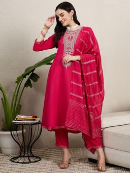Gahan - Paisley Yoke Design Thread Work Anarkali Kurta With Pant & Dupatta