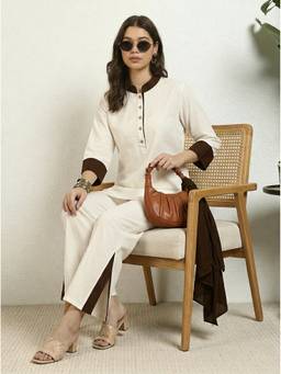 Deebaco - Off White Cotton Solid Co-Ord Set