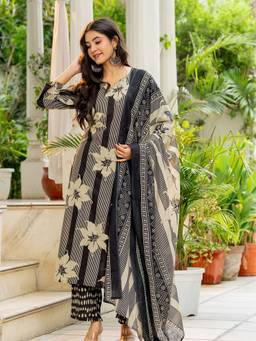 BERRYLICIOUS - Black Cotton Floral Kurta and Pant with Dupatta
