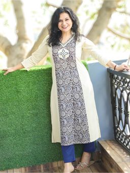 DESI SANDOOK - Women White V Neck with Mirror Paisley Printed Panel Style Kurti