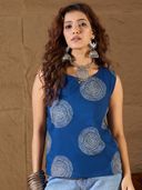 Blue color option, Currently selected