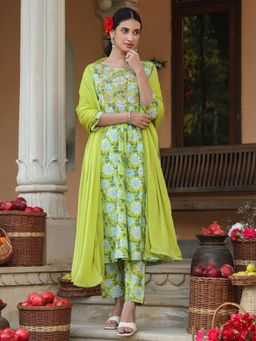Janasya - Women Green Cotton Kurta with Pant and Dupatta (Set of 3)