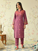 Pink color option, Currently selected