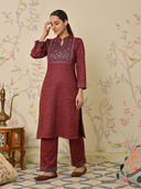 Maroon color option, Sold out, Currently selected