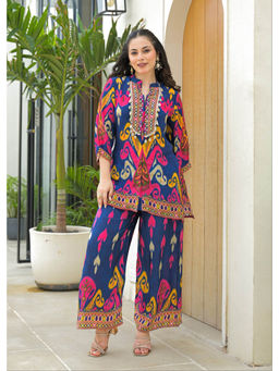 Autumnlane - Women Navy Blue Printed Co-Ord Set