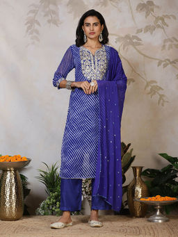 MEENA BAZAAR - Women Blue Embellished/Sequined Kurta with Pant and Dupatta