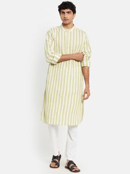 Fabindia - Cotton Pintucks Slim Kurta With Cuff