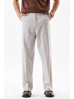Snitch - Men Off White Solid Regular Fit Trouser