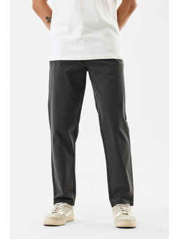 Snitch - Men Grey Solid Slim Fit Trouser