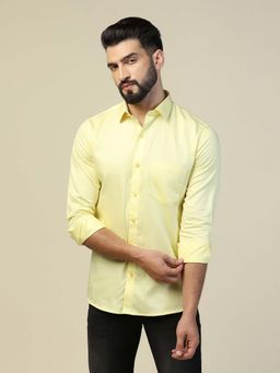 TAHVO - Men Solid Yellow Shirt