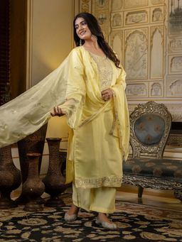 VredeVogel - Yellow Women Kurta With Palazzo & Dupatta