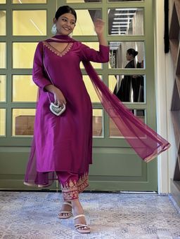 VredeVogel - Purple Women Kurta With Palazzo & Dupatta
