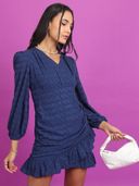 Navy Blue color option, Currently selected