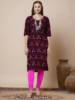 Gahan - Women Stylish Crepe Printed Straight Kurta - Maroon