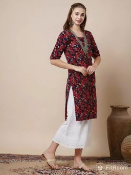 Gahan - Women Stylish Crepe Printed Straight Kurta - Wine