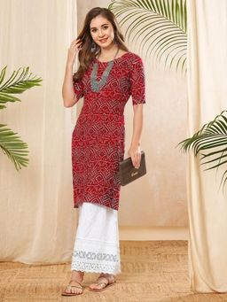 Gahan - Women Stylish Crepe Printed Straight Kurta - Maroon