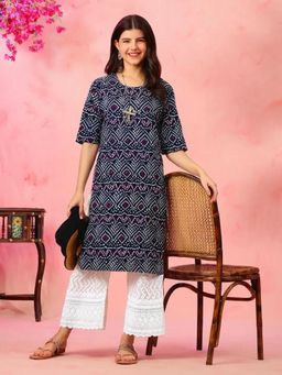Gahan - Women Stylish Crepe Printed Straight Kurta - Navy Blue