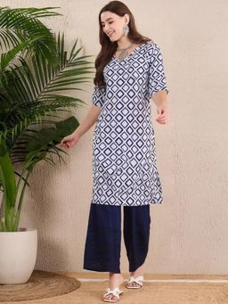 Gahan - Women Stylish Crepe Printed Straight Kurta - Blue