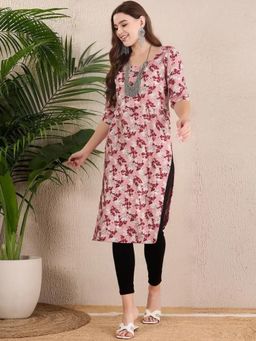 Gahan - Women Stylish Crepe Printed Straight Kurta - Maroon