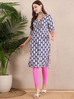 Gahan - Women Stylish Crepe Printed Straight Kurta - Navy Blue
