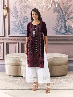 Gahan - Women Stylish Crepe Printed Straight Kurta - Purple