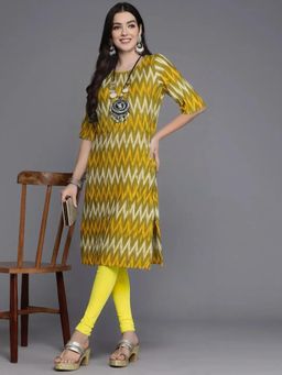 Gahan - Women Stylish Crepe Printed Straight Kurta - Green