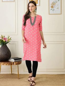 Gahan - Women Stylish Crepe Printed Straight Kurta - Pink