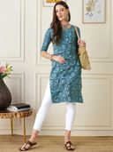 Teal color option, Currently selected