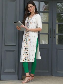 Gahan - Women Stylish Crepe Printed Straight Kurta - White